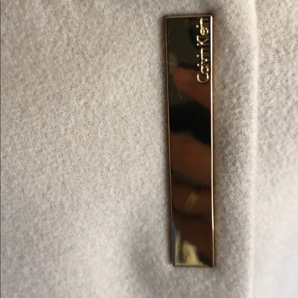 Coat - Picture 3 of 5
